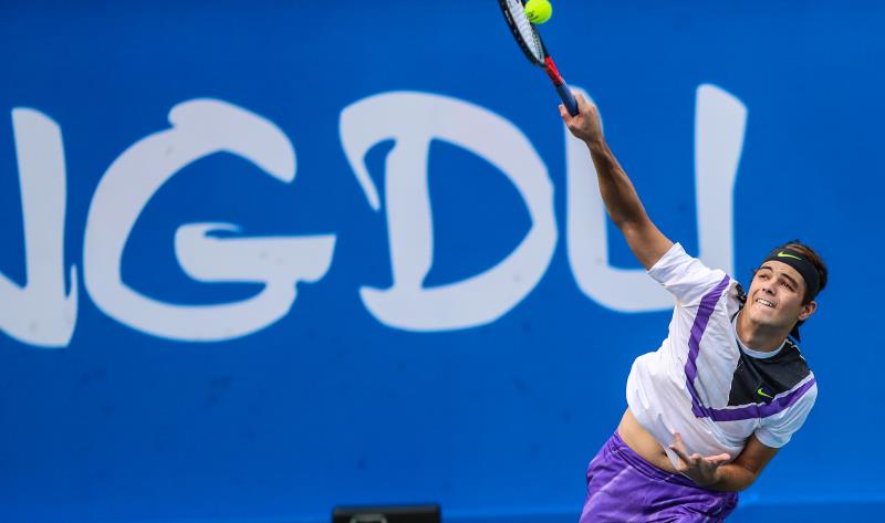 成就了他今 成就了他今